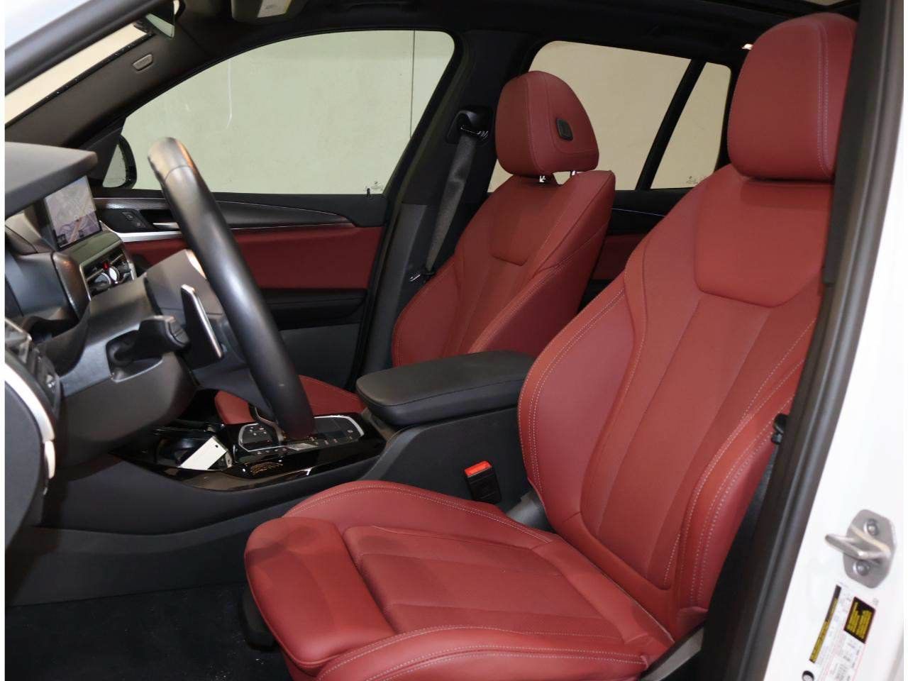 Used 2024 BMW X3 sDrive30i w/ Premium Package RWD image 12