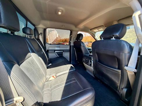 Used 2018 Ford F150 XLT w/ Equipment Group 302A Luxury image 15