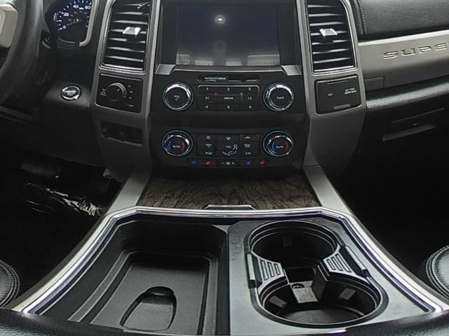 Used 2019 Ford F250 Lariat w/ Lariat Ultimate Package AWD/4WD image 27