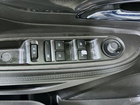 Used 2020 Buick Encore Preferred FWD image 15