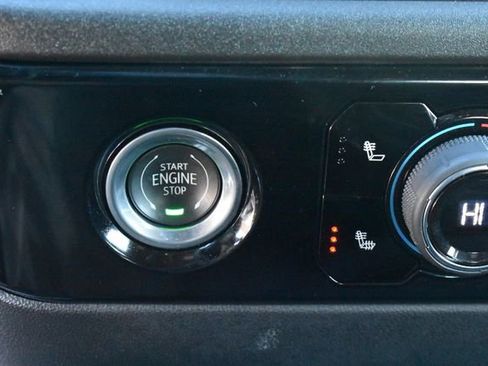 Used 2023 Chevrolet Silverado 1500 LT AWD/4WD image 29