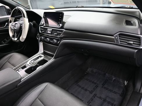 Used 2021 Honda Accord Sport image 44