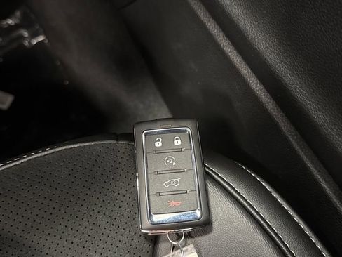 New 2025 Jeep Grand Cherokee L Altitude image 26