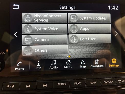 Used 2025 Nissan Pathfinder SL FWD image 68