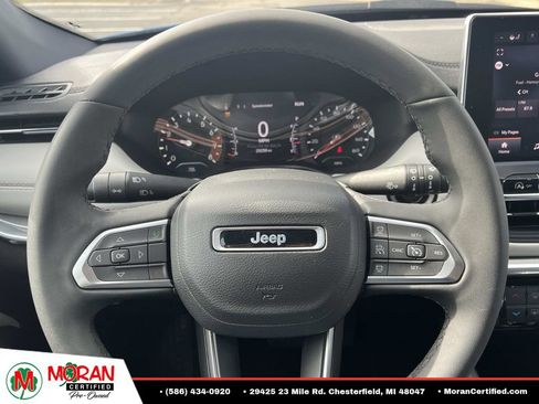 Used 2023 Jeep Compass Limited AWD/4WD image 17