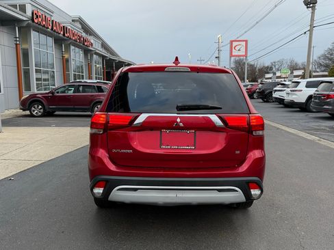 Used 2020 Mitsubishi Outlander SE image 7