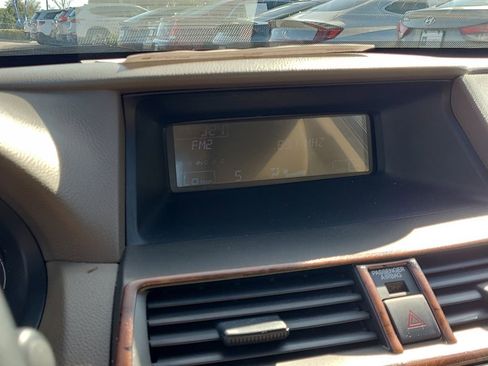 Used 2010 Honda Accord EX-L image 32