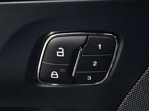 New 2026 Lincoln Nautilus Reserve image 24