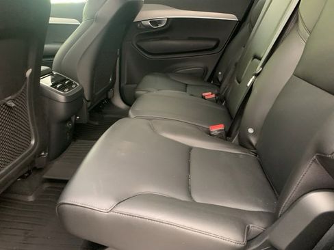 Certified 2024 Volvo XC90 B5 Core w/ Protection Package Premier image 10