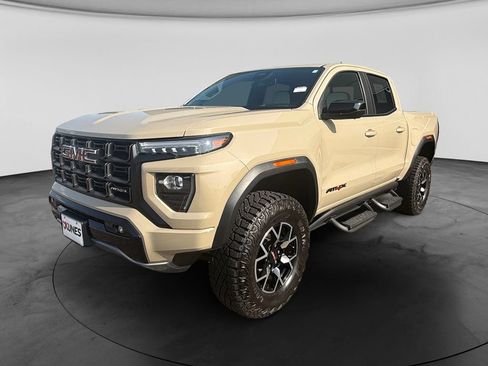 Used 2024 GMC Canyon AT4X AWD/4WD image 4