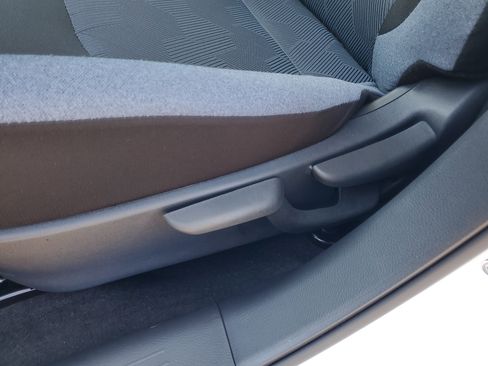 New 2025 Nissan Versa SV w/ Trunk Package image 17