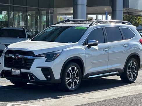 Used 2023 Subaru Ascent Touring AWD/4WD image 10