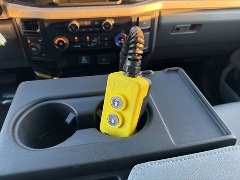 New 2026 Ford F350 XL w/ XL Chrome Package image 31