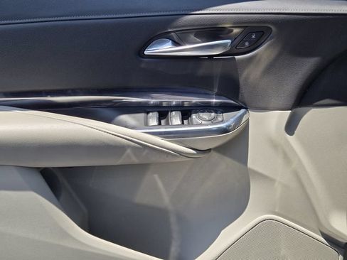 Used 2019 Cadillac XT4 Luxury FWD image 22