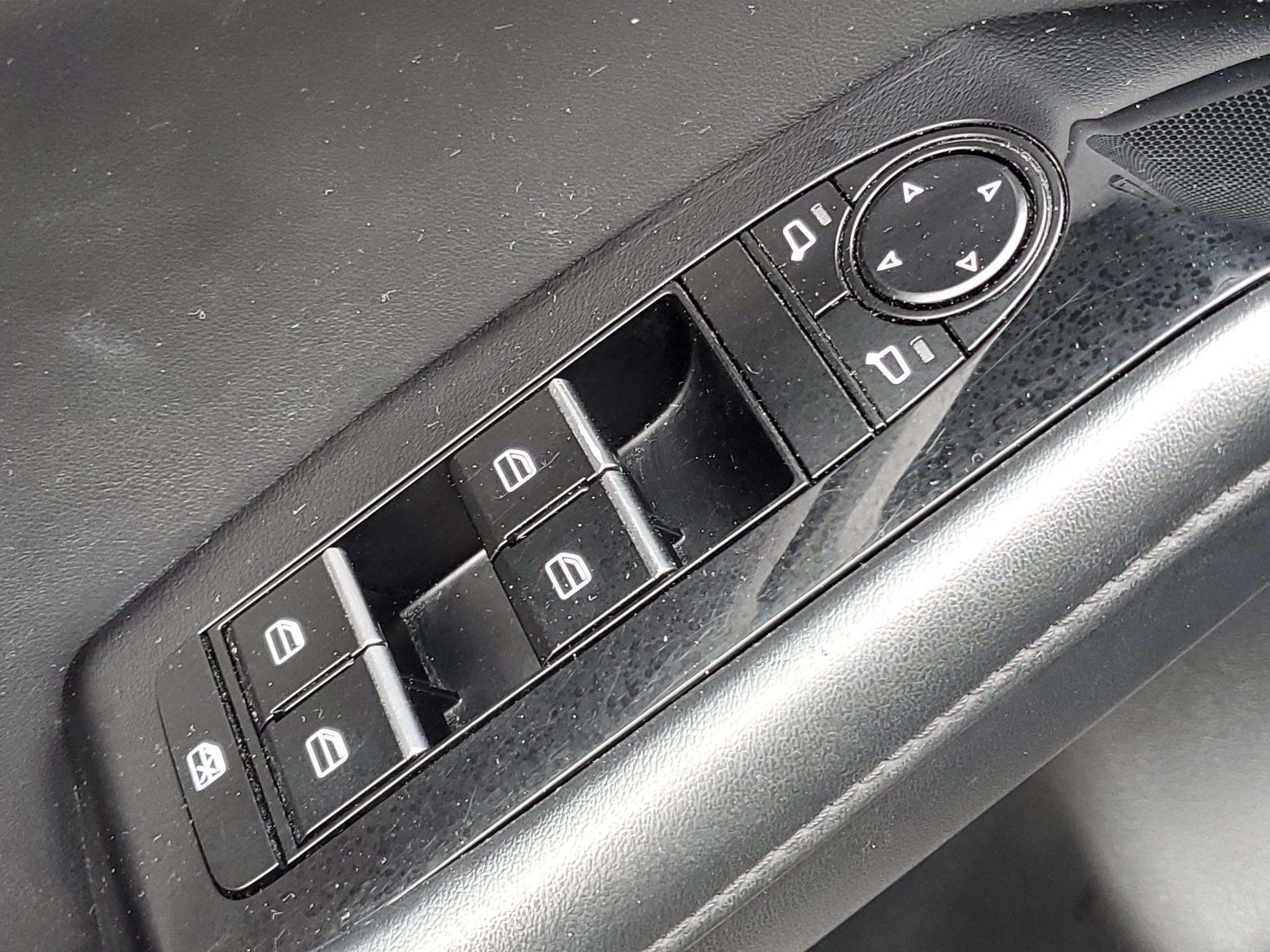 Used 2024 MAZDA MAZDA3 s FWD image 21