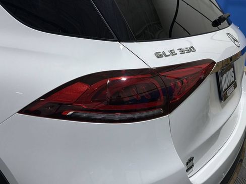Used 2021 Mercedes-Benz GLE 350 4MATIC image 18