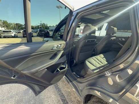 Used 2025 BMW X5 xDrive40i w/ Executive Package AWD/4WD image 25