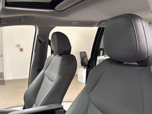 Used 2024 Toyota Sienna XLE image 13