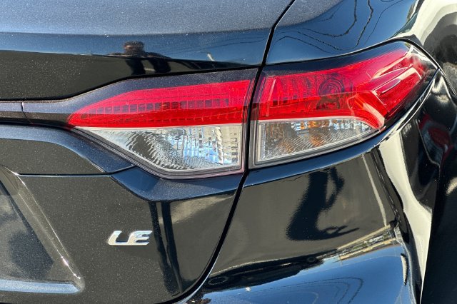 Used 2024 Toyota Corolla LE FWD image 28