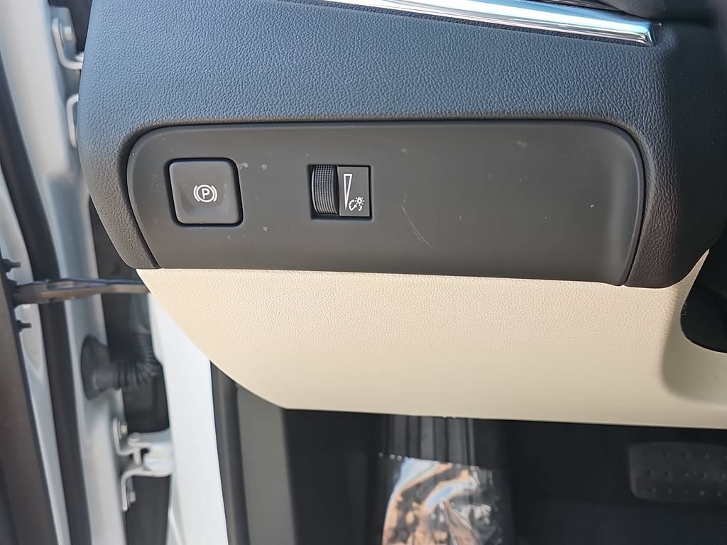 Certified 2024 Buick Enclave Essence w/ Sport Touring Edition FWD image 32