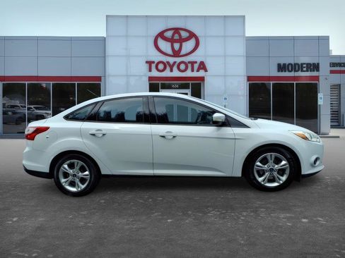 Used 2014 Ford Focus SE FWD image 6