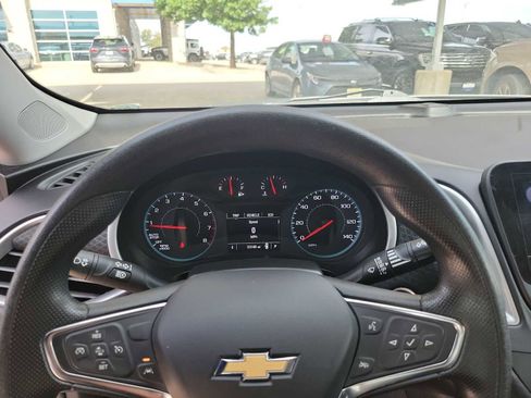 Used 2024 Chevrolet Malibu LT FWD image 22