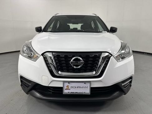 Used 2019 Nissan Kicks S FWD image 26