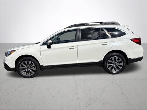 Used 2015 Subaru Outback 3.6R Limited w/ Popular Package #4 AWD/4WD image 10