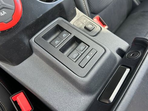 New 2025 Ford Bronco Raptor image 24