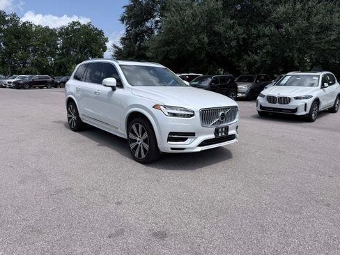 Certified 2024 Volvo XC90 T8 Plus w/ Protection Package Premier AWD/4WD image 8