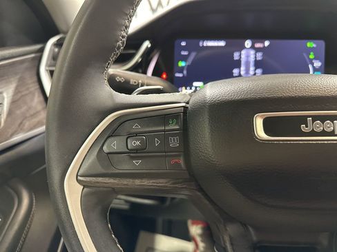 Used 2022 Jeep Grand Cherokee Limited 4xe image 24
