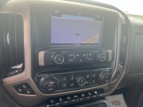 Used 2016 GMC Sierra 2500 Denali w/ Duramax Plus Package AWD/4WD image 38