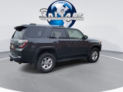 Used 2024 Toyota 4Runner SR5 Premium image 8
