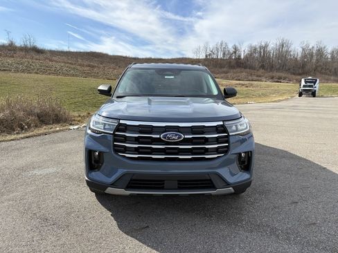 New 2026 Ford Explorer Active w/ Active Comfort Package image 8