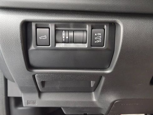 Certified 2026 Subaru Forester Premium AWD/4WD image 34