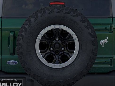 New 2025 Ford Bronco Outer Banks w/ Sasquatch Package image 24