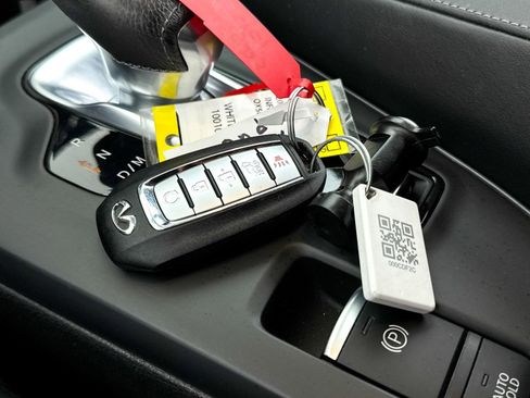 Used 2021 INFINITI QX50 Luxe w/ Appearance Package image 37