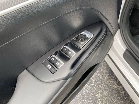 New 2025 Kia K5 LXS image 30
