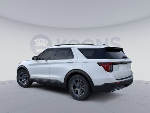 New 2026 Ford Explorer Active w/ Active Comfort Package image 5
