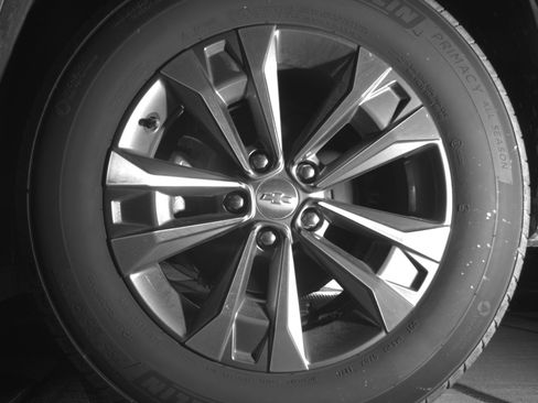 Used 2025 Chevrolet Equinox LT image 14