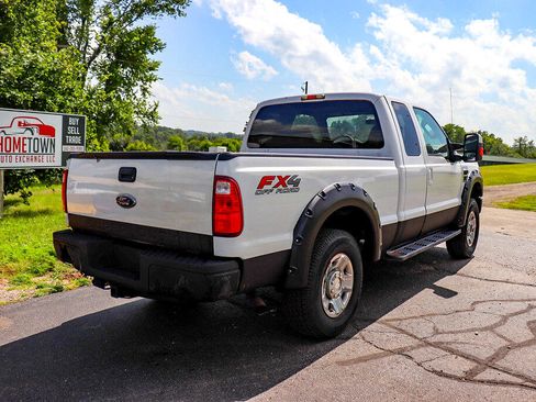 Used 2009 Ford F250 Lariat image 3