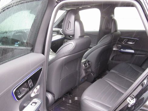 New 2026 Mercedes-Benz GLC 300 4MATIC image 14