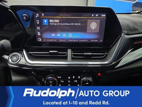 Used 2025 Chevrolet Trax RS w/ Sunroof Package FWD image 19