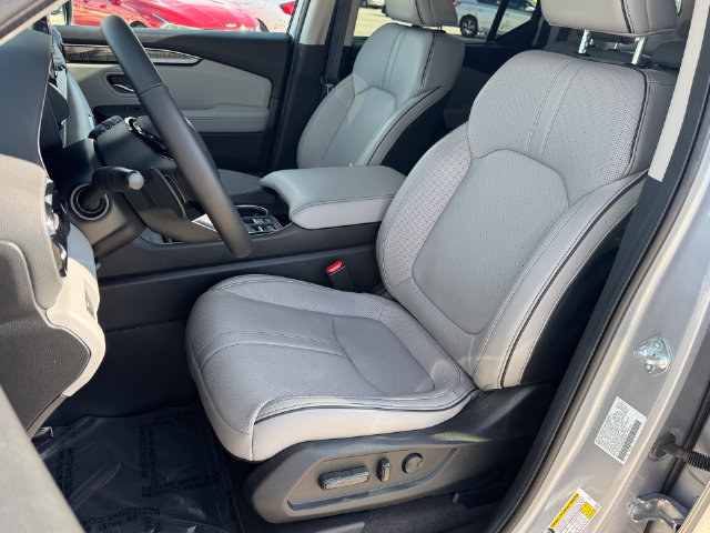 Used 2023 Honda Pilot Elite image 16
