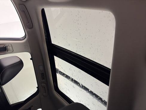 Used 2024 Nissan Pathfinder Platinum w/ Cargo Package image 20