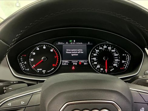 Used 2022 Audi Q5 2.0T Premium w/ Convenience Package image 22