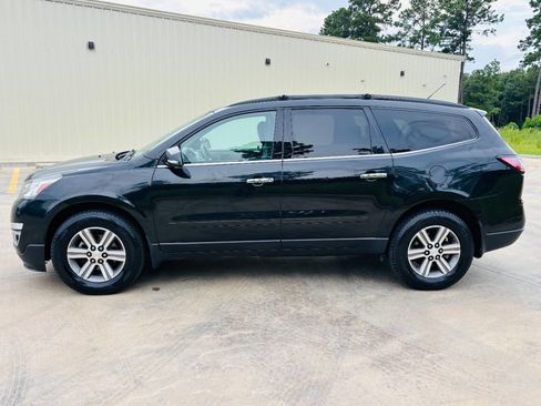 Used 2015 Chevrolet Traverse LT image 7