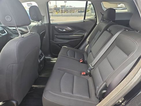 Used 2024 GMC Terrain SLE w/ Driver Convenience Package image 25