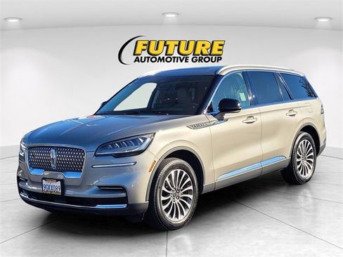 Certified 2023 Lincoln Aviator AWD w/ Premium Package image 3