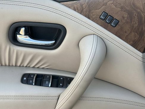 Used 2023 Nissan Armada SL image 20